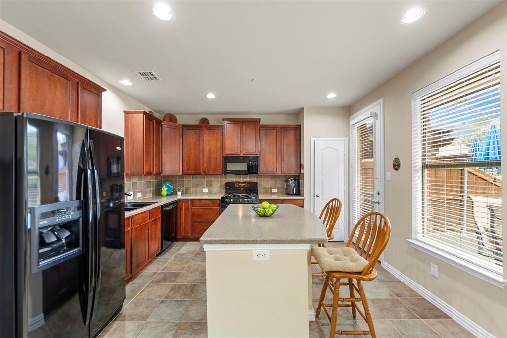 Suncreek Twnhms - Residential