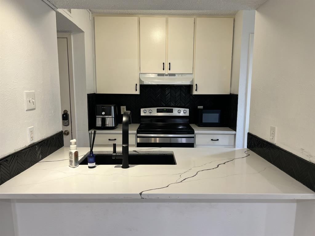 5502 Boca Raton Boulevard 329