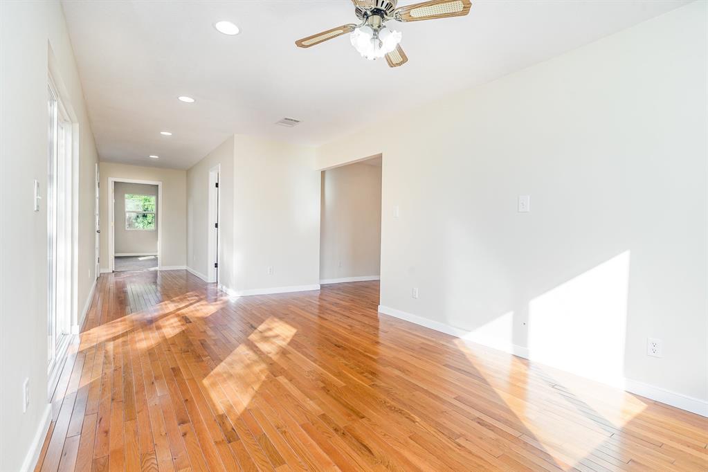 Pin Oaks Add - Residential