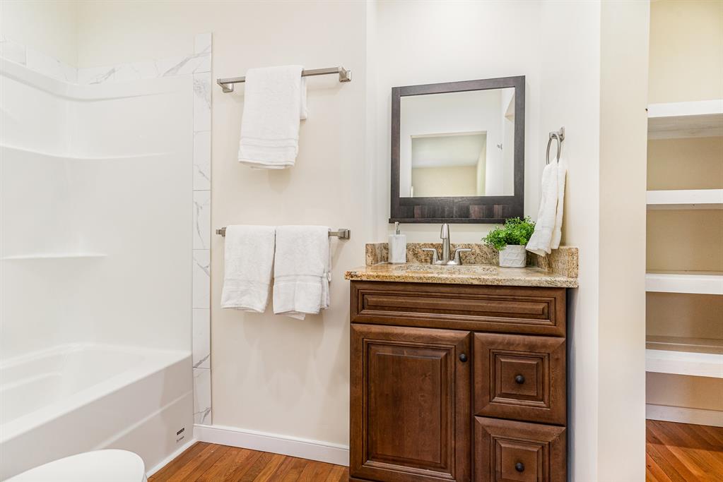 Pin Oaks Add - Residential