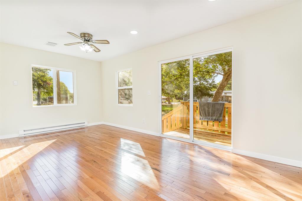 Pin Oaks Add - Residential