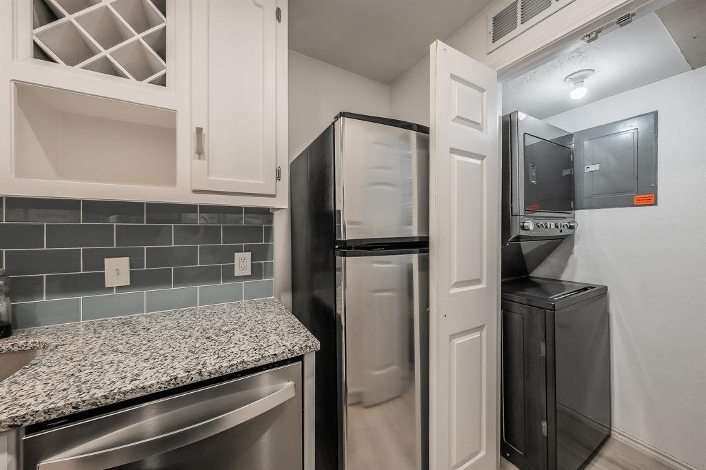 8404 Forest Lane 305