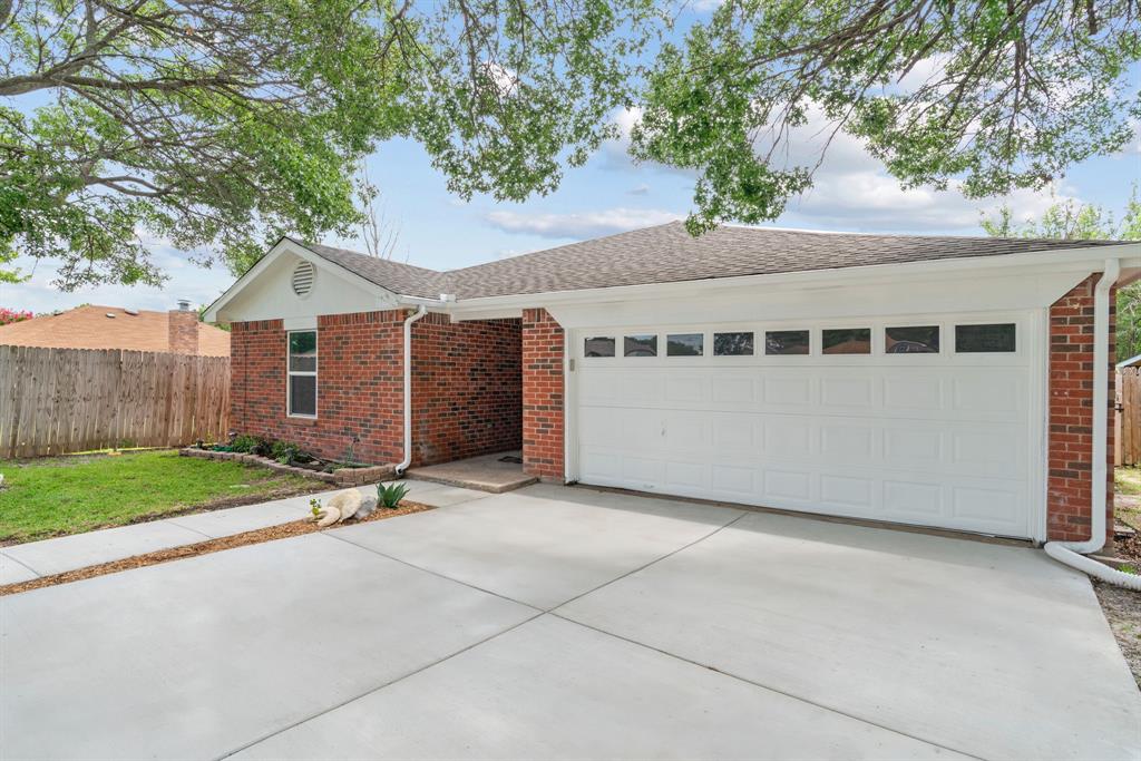 10105 Lone Eagle Drive