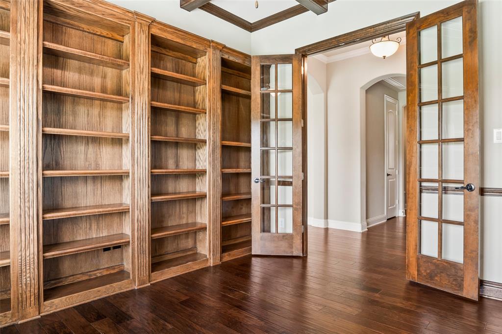 2801 Sherwood Drive