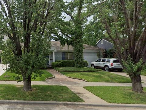 Tiny photo for 4639 Westside Drive, Highland Park, TX 75209 (MLS # 21305337)