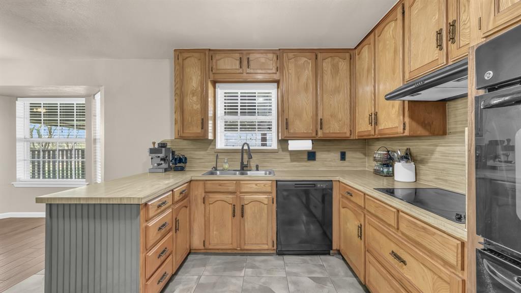 Avondale Heights Estates Add - Residential