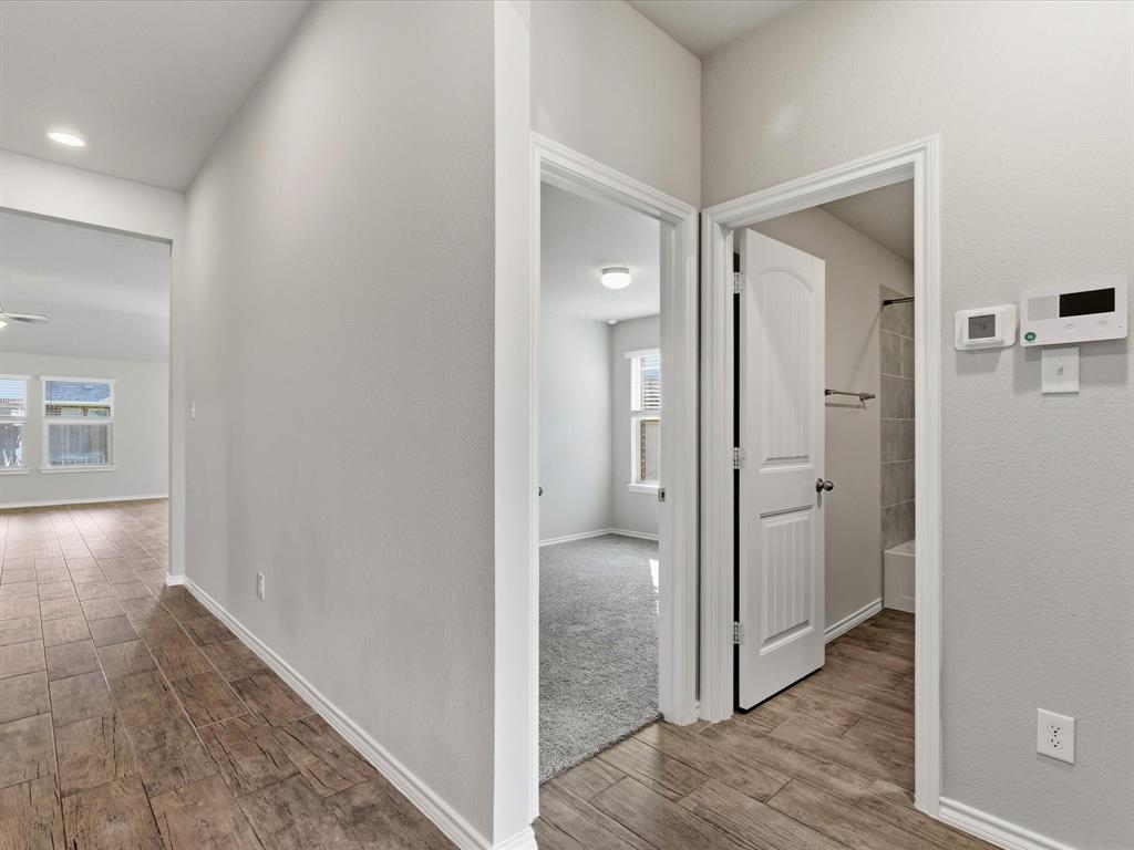 Aspen Mdws Ph 2 - Residential Lease