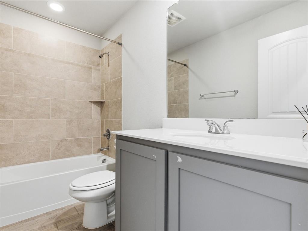 Aspen Mdws Ph 2 - Residential Lease