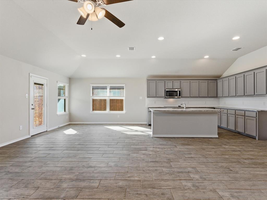 Aspen Mdws Ph 2 - Residential Lease