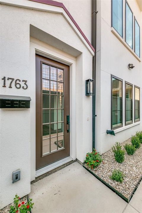 1763 Novela Way Dallas TX 75215