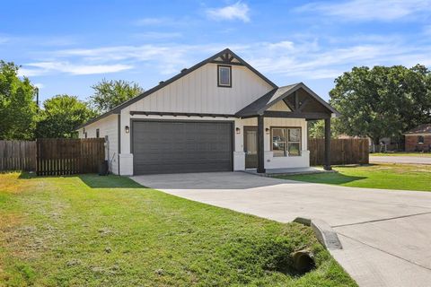 A home in Azle