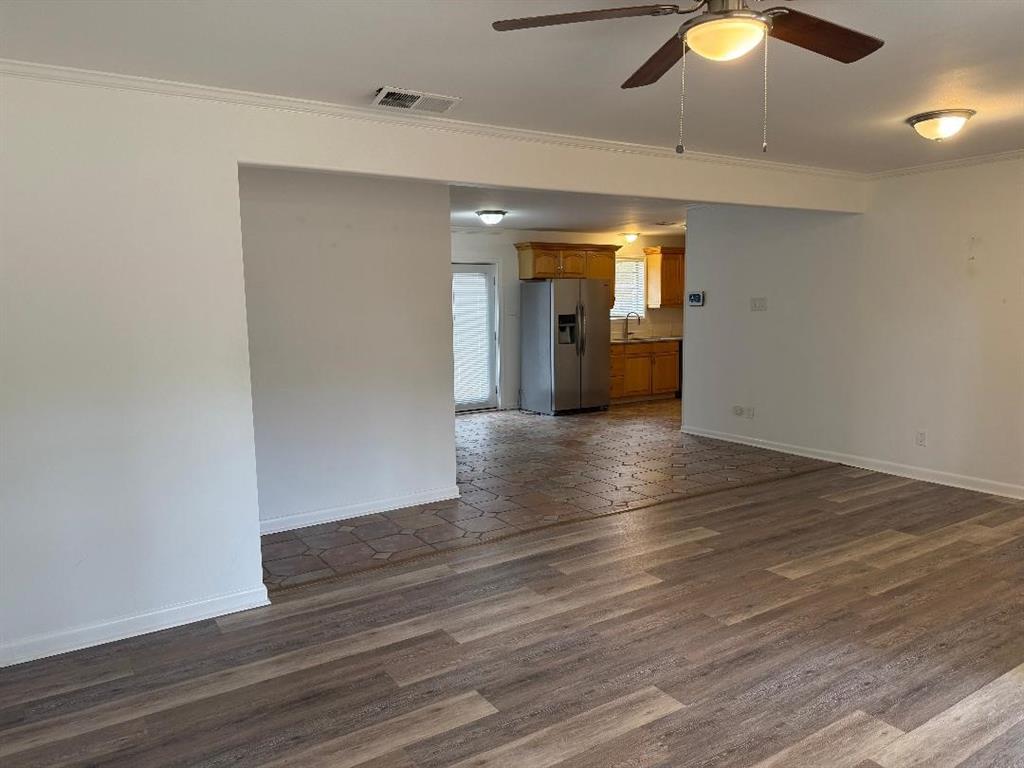 1821 S Brookwood Drive