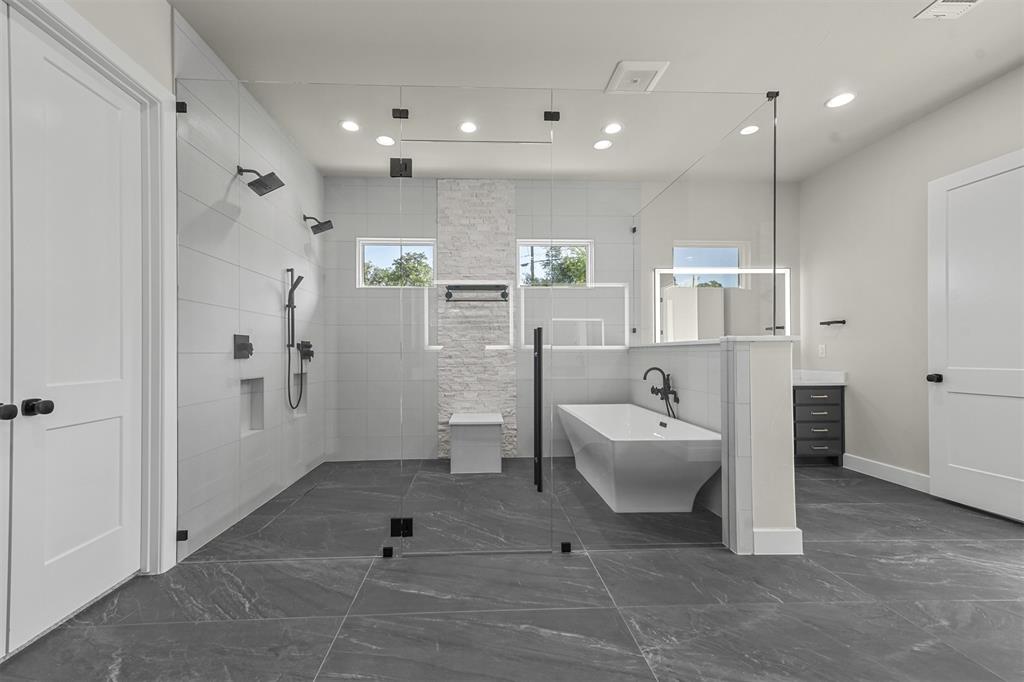 Keller, Texas 76262, United States, 4 Bedrooms Bedrooms, ,6 BathroomsBathrooms,Residential,Active,15132