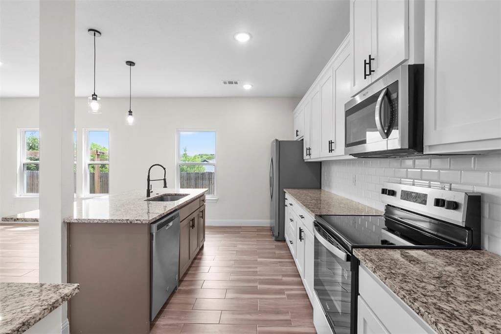 Canyon Creek III - Residential