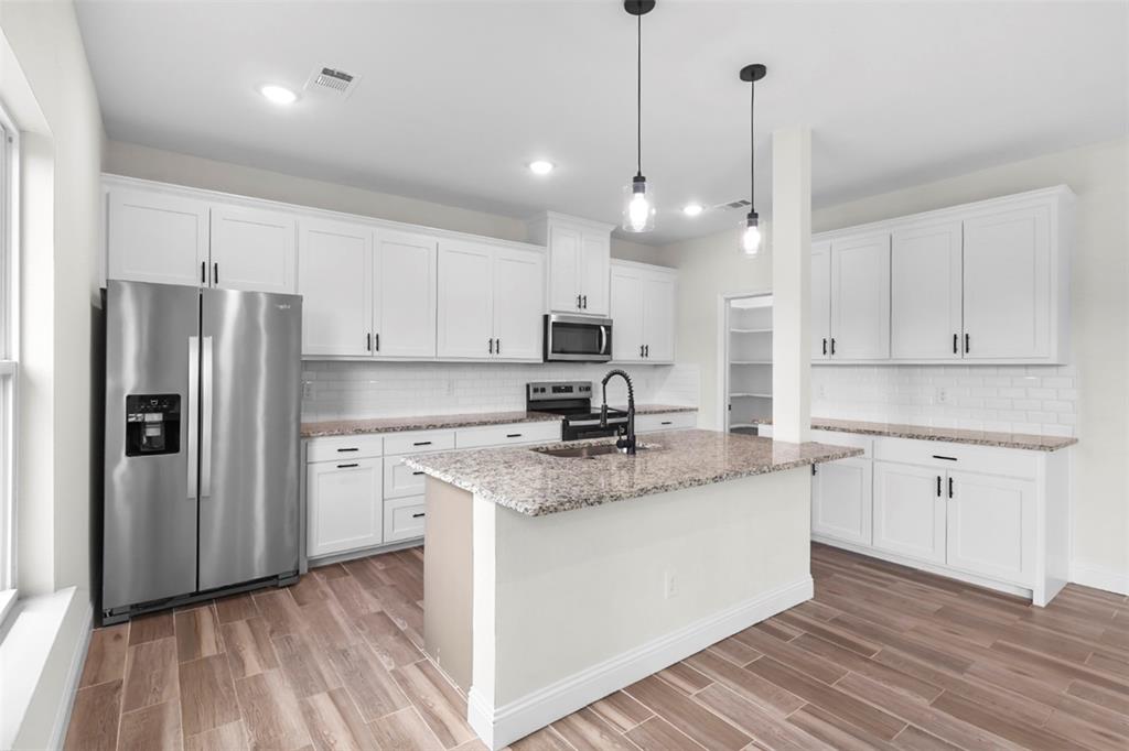 Canyon Creek III - Residential