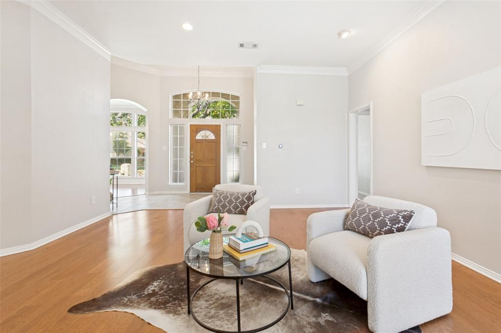 5844 Willow Wood Lane