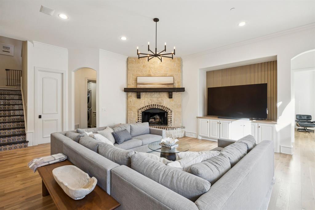 Starwood Ph Four Village 15 - Residential