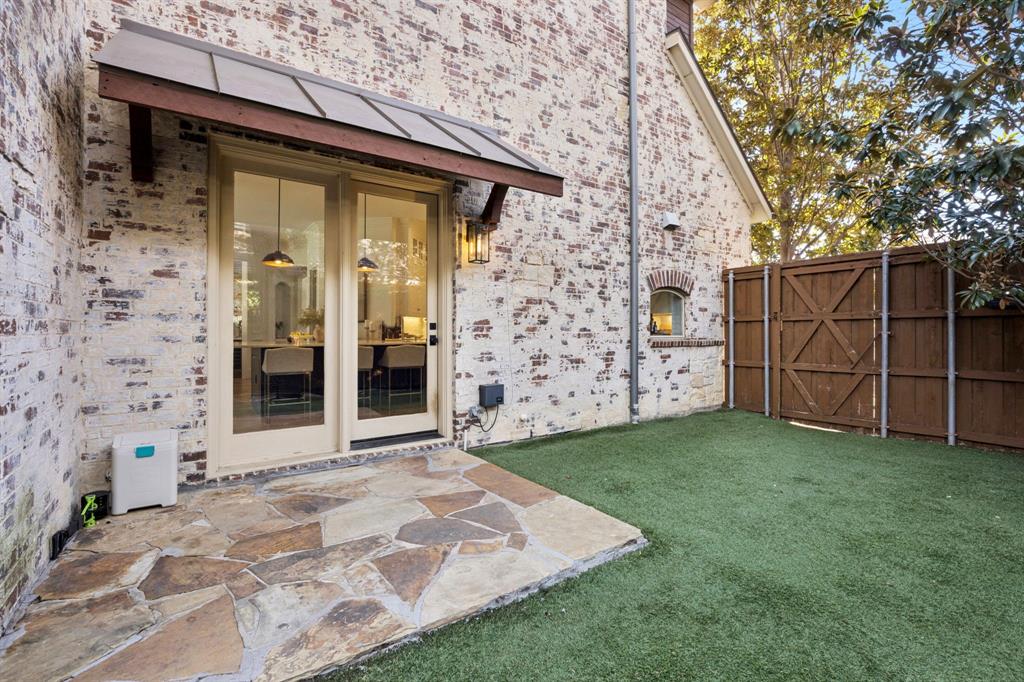 Starwood Ph Four Village 15 - Residential