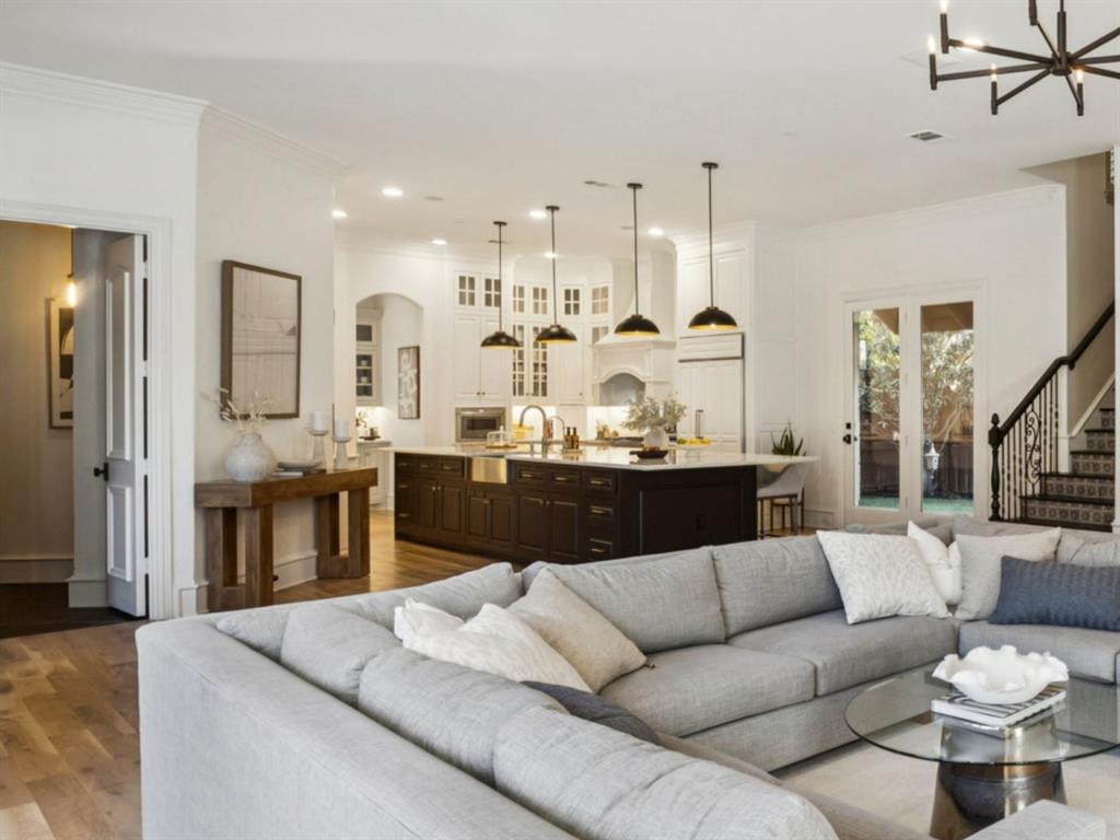 Starwood Ph Four Village 15 - Residential