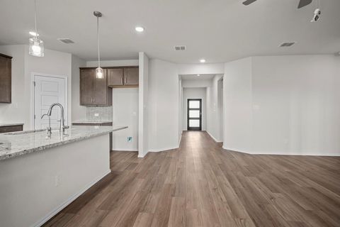 Tiny photo for 1404 Centerline Drive, Josephine, TX 75173 (MLS # 21101681)