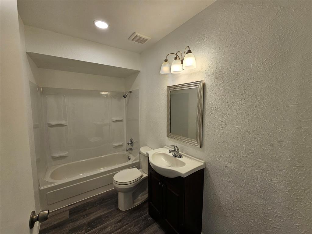 Chamberlains Add - Residential Lease