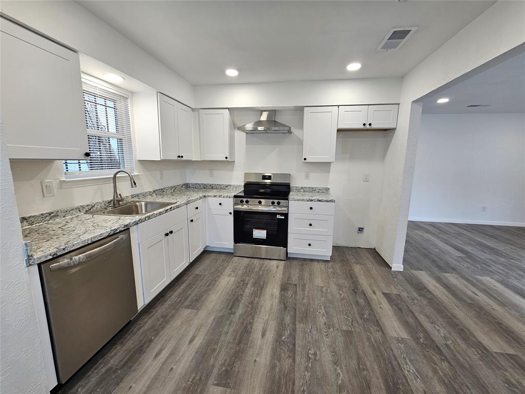 Chamberlains Add - Residential Lease