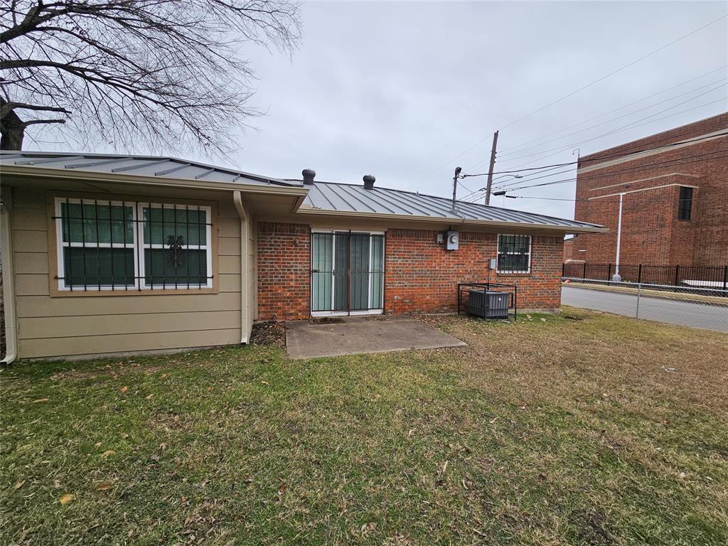 Chamberlains Add - Residential Lease