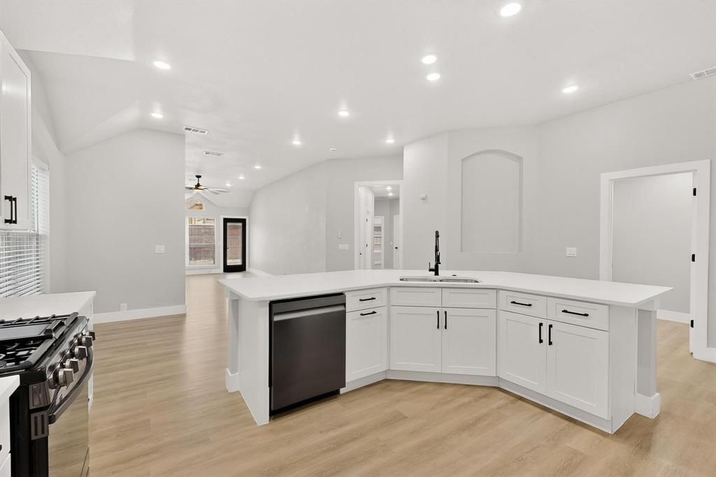 807 Lake Bridge Drive