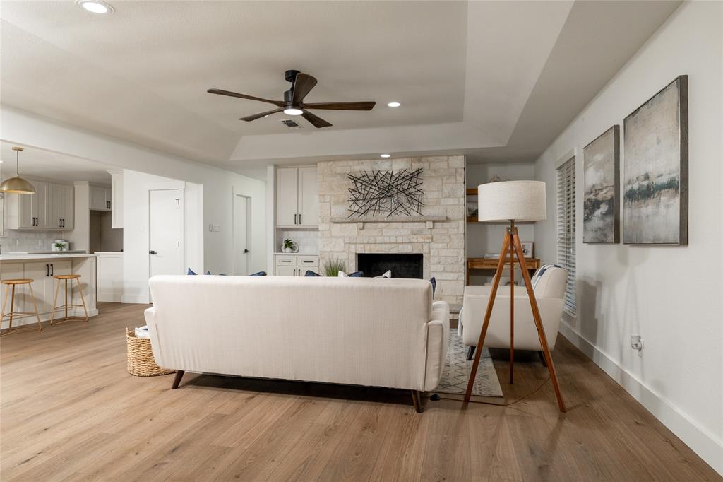 5620 Ledgestone Drive