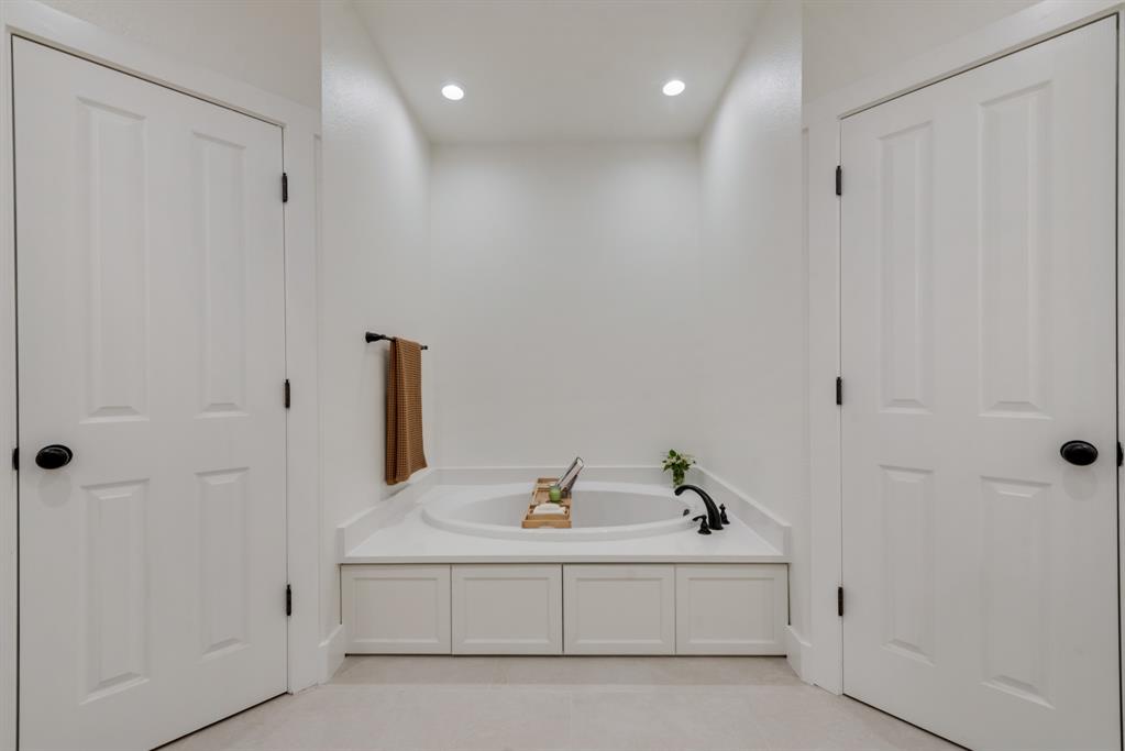 Valley Creek Country Estates - Residential