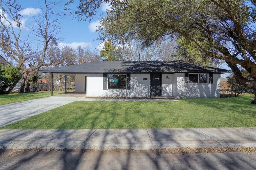 Completely remodeled 2-bedroom, 1-bath home in Leonard, TX. This move-in ready property features a fresh, modern interior with new finishes throughout. The updated kitchen offers all new appliances, cabinetry, and countertops, opening into a comfortable living space ideal for everyday living. Both bedrooms are well-sized with updated flooring and fixtures, while the remodeled bathroom showcases clean, contemporary design. Major updates provide peace of mind and make this home a great option for buyers looking for a like-new feel in a charming small-town setting.