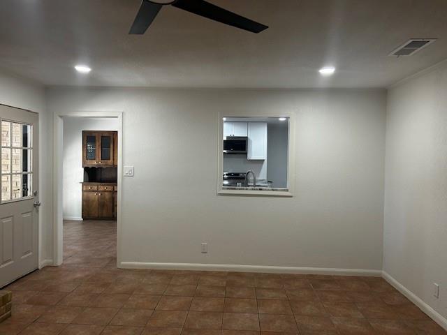 320 County Road 401