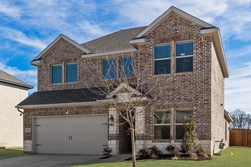 Welcome to this beautiful 2025 two story home located on a corner lot in a cul-de-sac and thoughtfully designed with modern style and functional 
living in mind. From the moment you enter, your greeted by stunning flooring that flows seamlessly into a 
spacious Family Room featuring an inviting electric fireplace. The open concept layout connects the 
Family Room, Dining Room, and Kitchen-perfect for both everyday living and entertaining. The Kitchen is a 
true showstopper, offering white shaker cabinets, quartz countertops, pendant lighting, stainless 
appliances and a large island that serves as the focal point of the space. Private suite tucked away in the 
back, provides a peaceful retreat. Upstairs enjoy a spacious game room and 3 additional bedrooms with a 
bath, offering plenty of room for family and guest. Lightly lived in this is a must see that is move in ready 
and built for today's lifestyle.