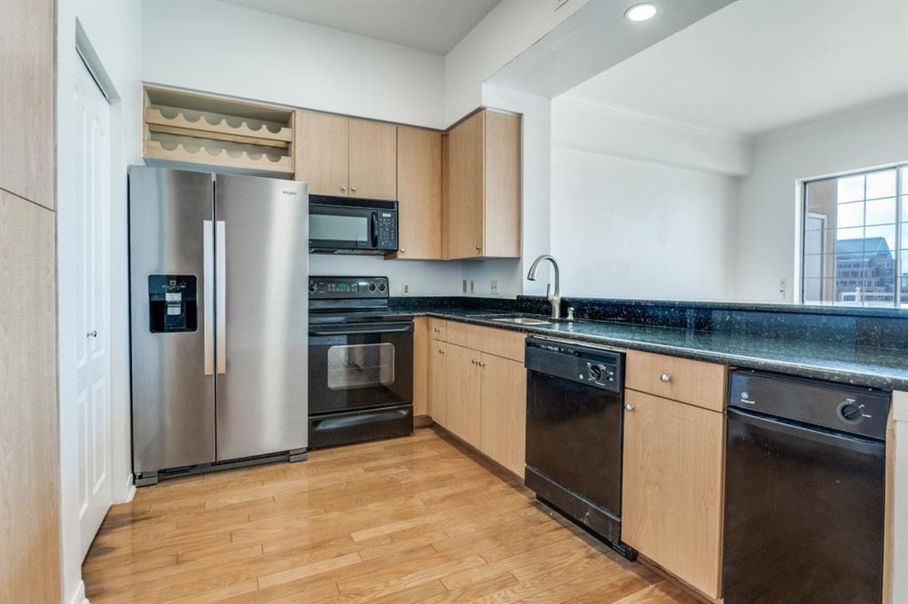 3225 Turtlecreek Boulevard 1212