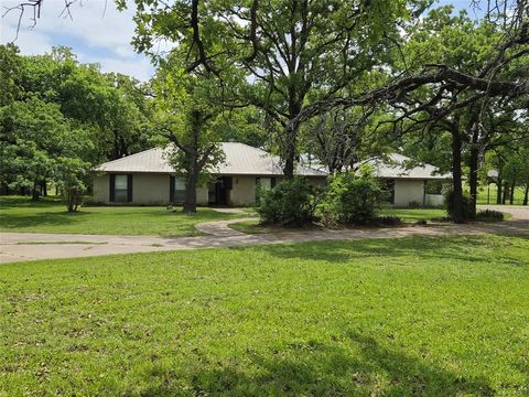 102 Shady Grove Court Joshua TX 76058