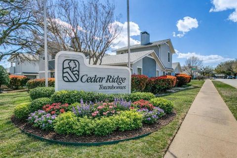 623 Ridgeline Drive Hurst TX 76053