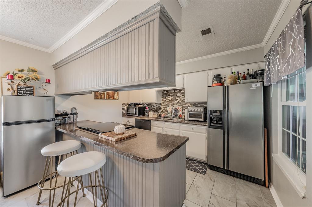 Cedar Ridge At Hurst Twnhms - Residential