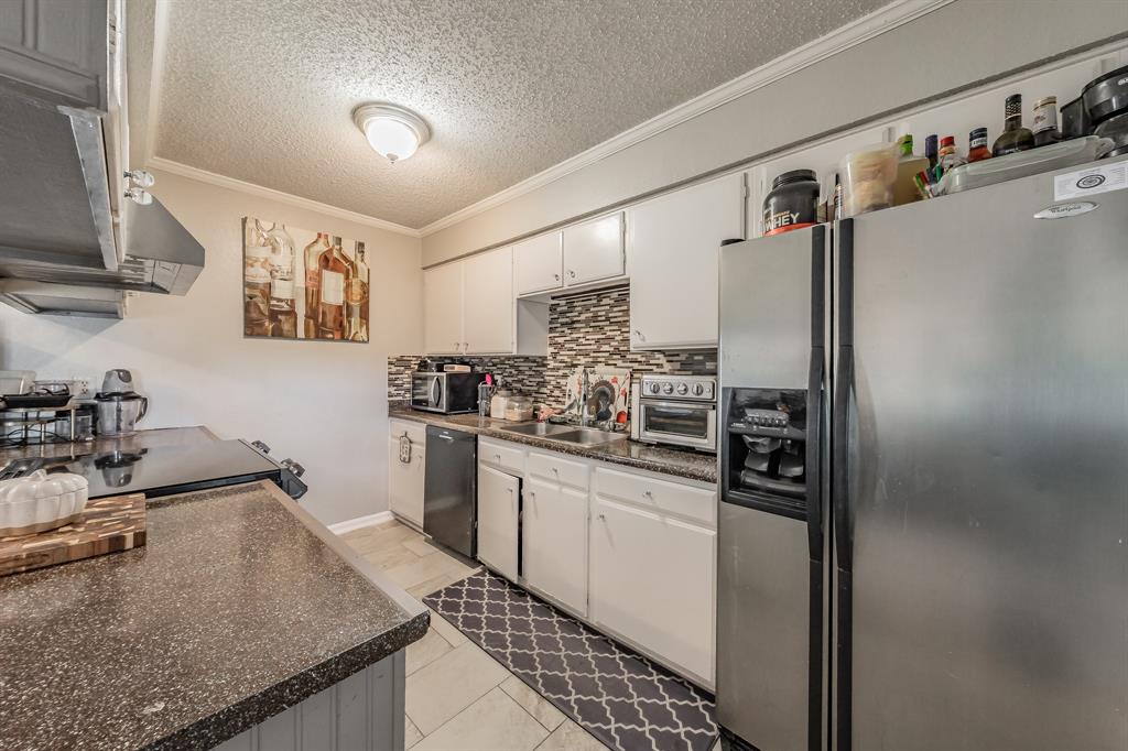 Cedar Ridge At Hurst Twnhms - Residential