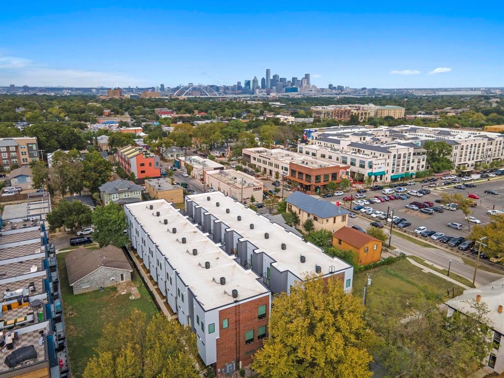 Dallas Land & Loan 02 - Residential Lease