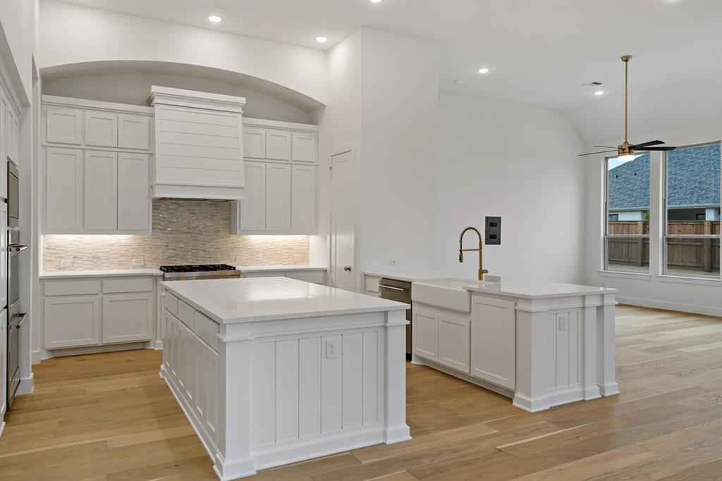 2301 Oaklawn Drive