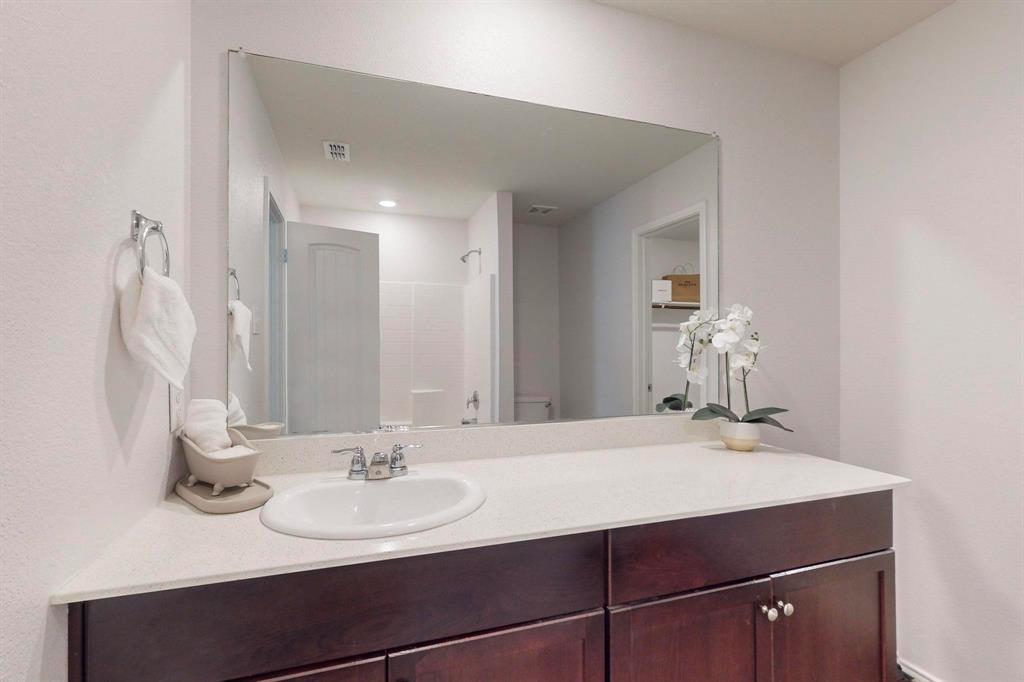 Primrose Xing Ph 4 - Residential