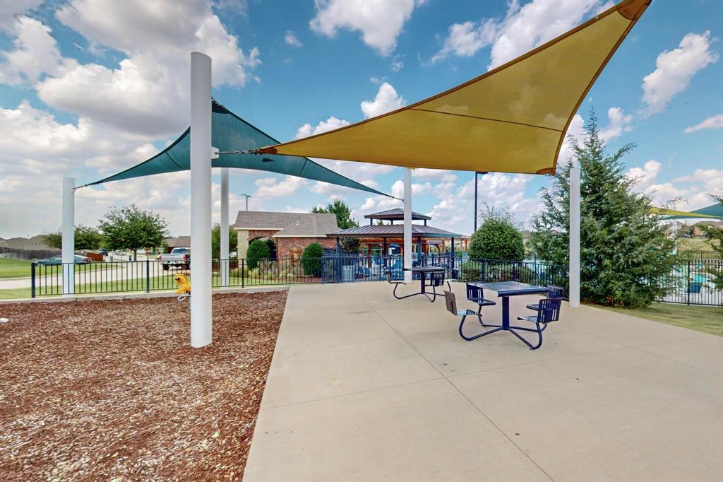 Primrose Xing Ph 4 - Residential