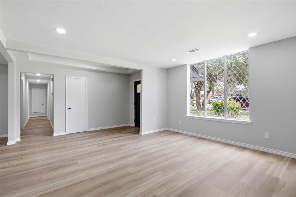 210 Squirebrook Drive