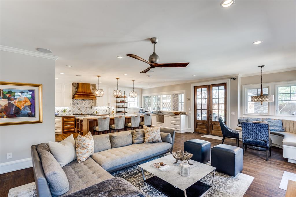 Country Club Estates - Residential