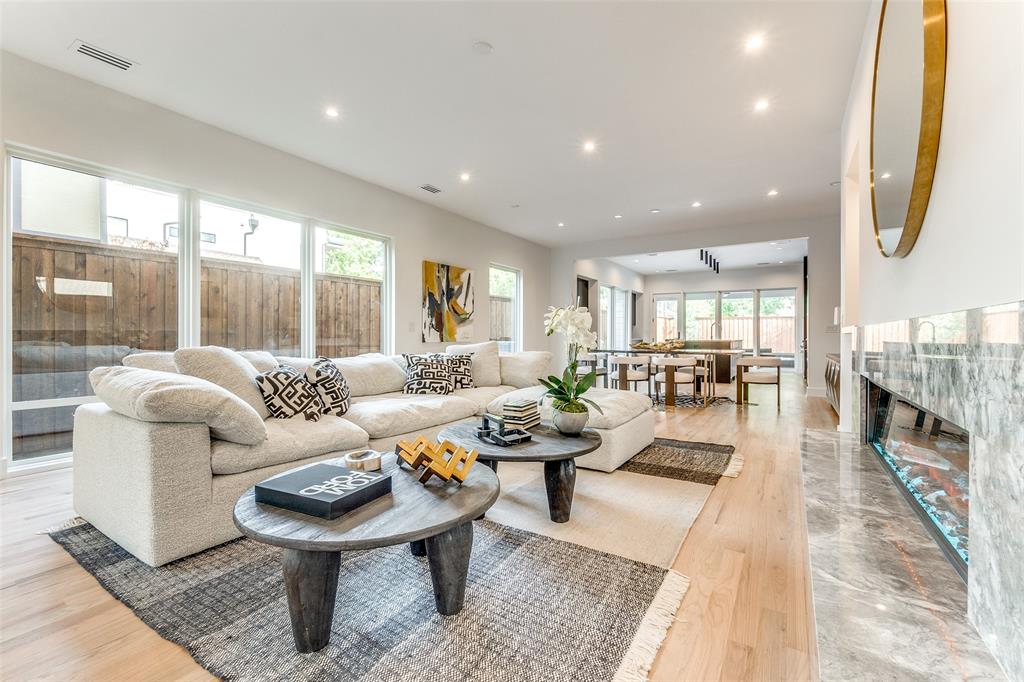 5133 Vickery Boulevard