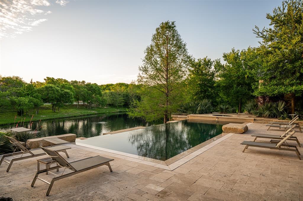 5805 Red Wolf Lane