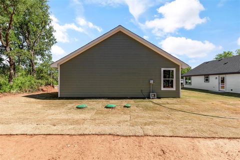 A home in Granbury