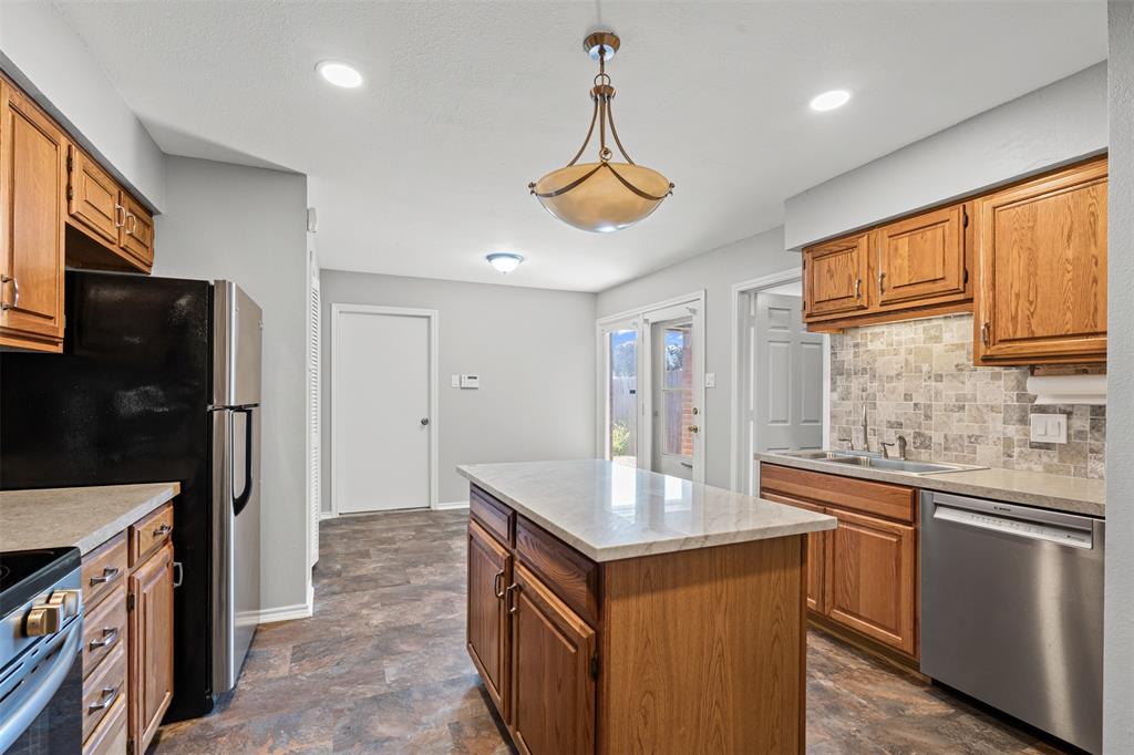 Fort Worth, Texas 76132, United States, 2 Bedrooms Bedrooms, ,2 BathroomsBathrooms,Residential,Active,163788