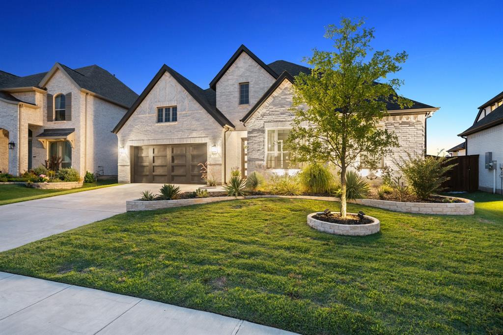 121 Calmwater Cove