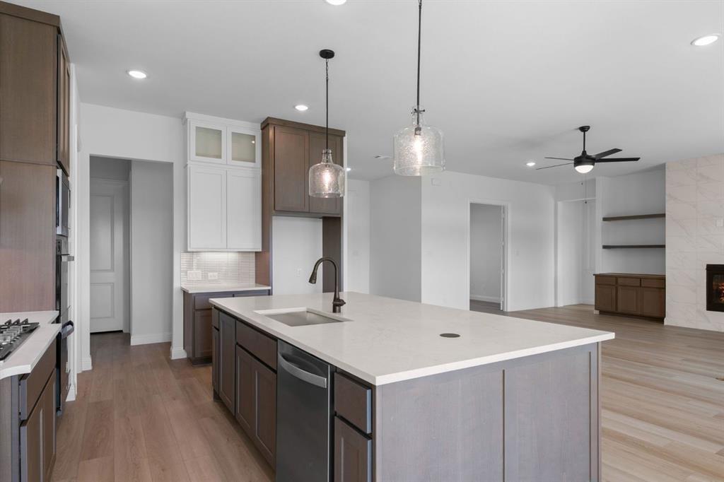 Dallas Build On Your Lot Inventory - Residential